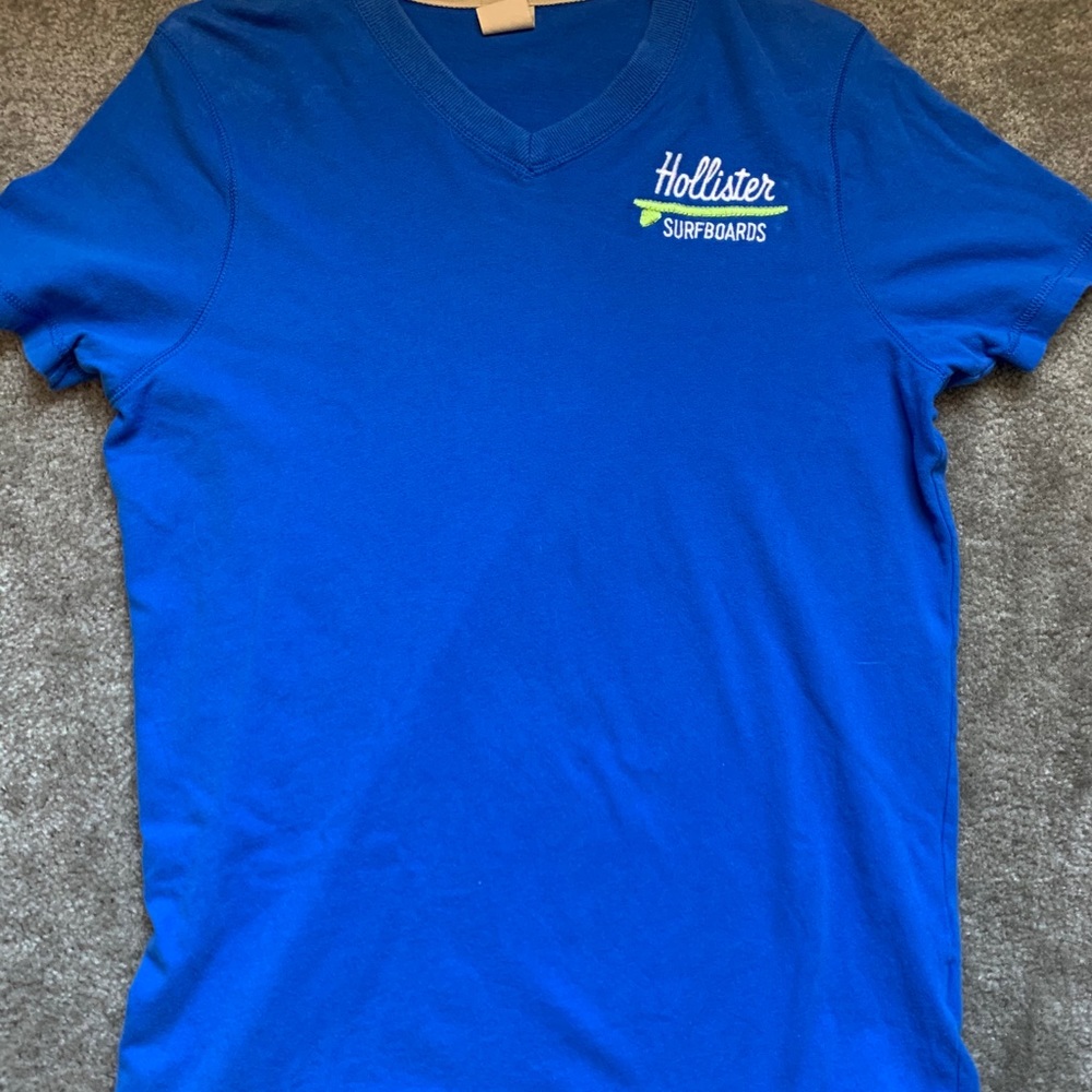 Boys Hollister shirt.